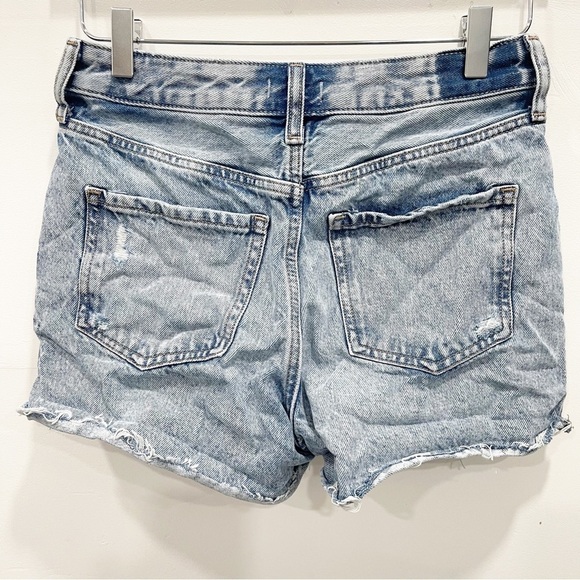 Express Distressed Cutoff Boyfriend Midi Denim Shorts Size 0 Cotton - Picture 2 of 8